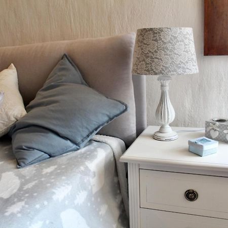 Torre Iolanda Bed & Breakfast Кампаняно ди Рома Стая снимка